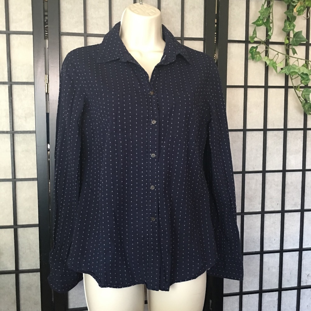 Merona womens dotted blue polo button up size S/P